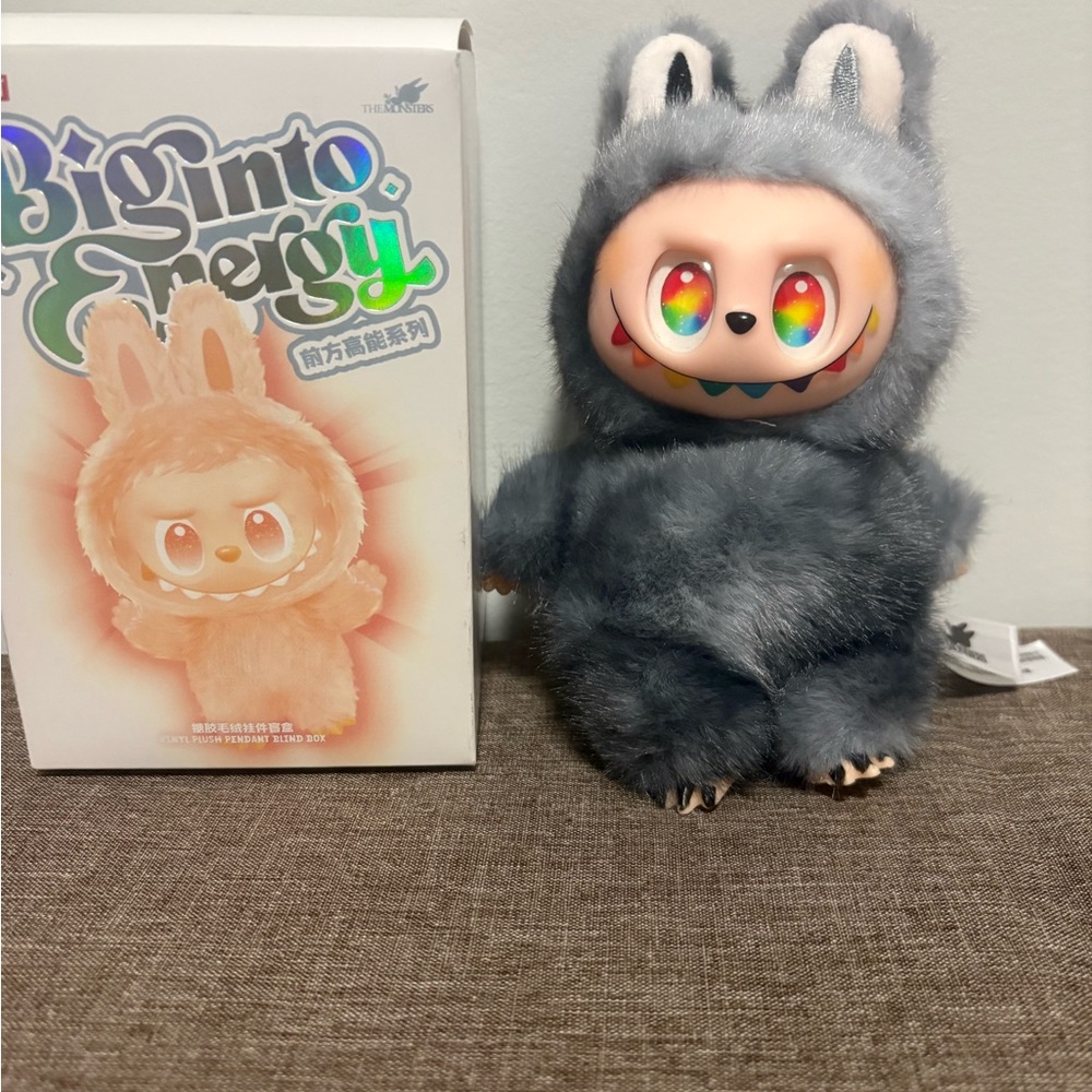 Labubu Big into energy secret ID
